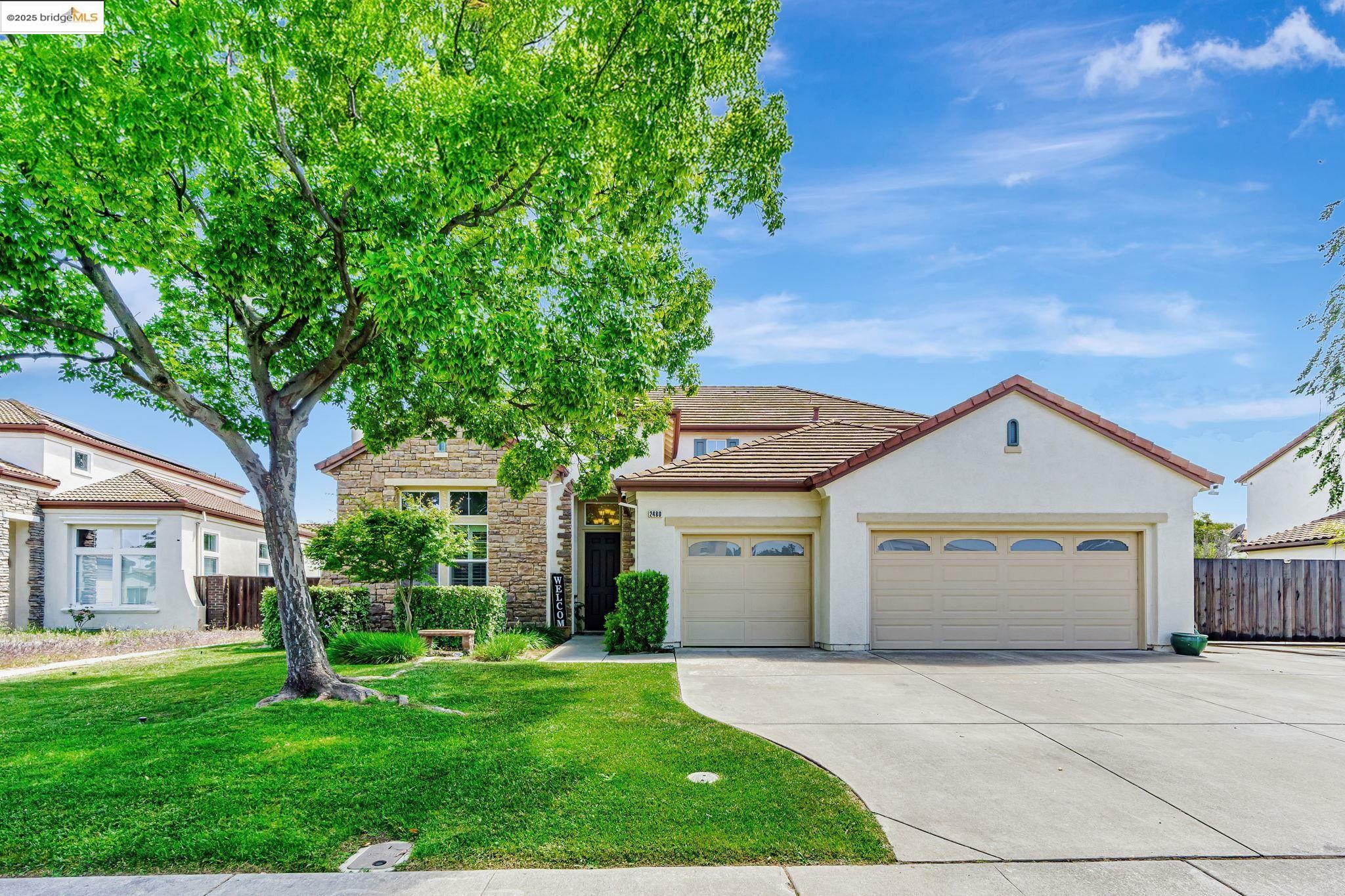 Property Photo: 2480 Stanford Way CA 94531