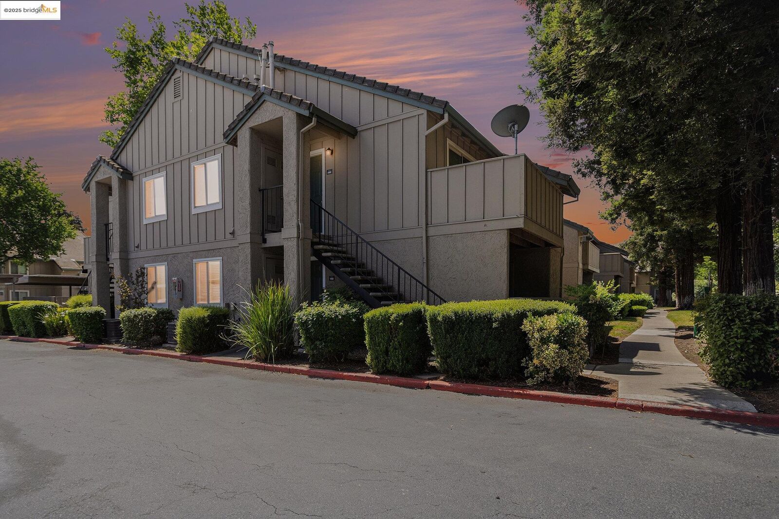 Property Photo: 1183 Lakeview Cir CA 94565