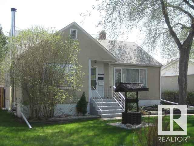 12421 77 Street NW  Edmonton AB T5B 2H4 photo