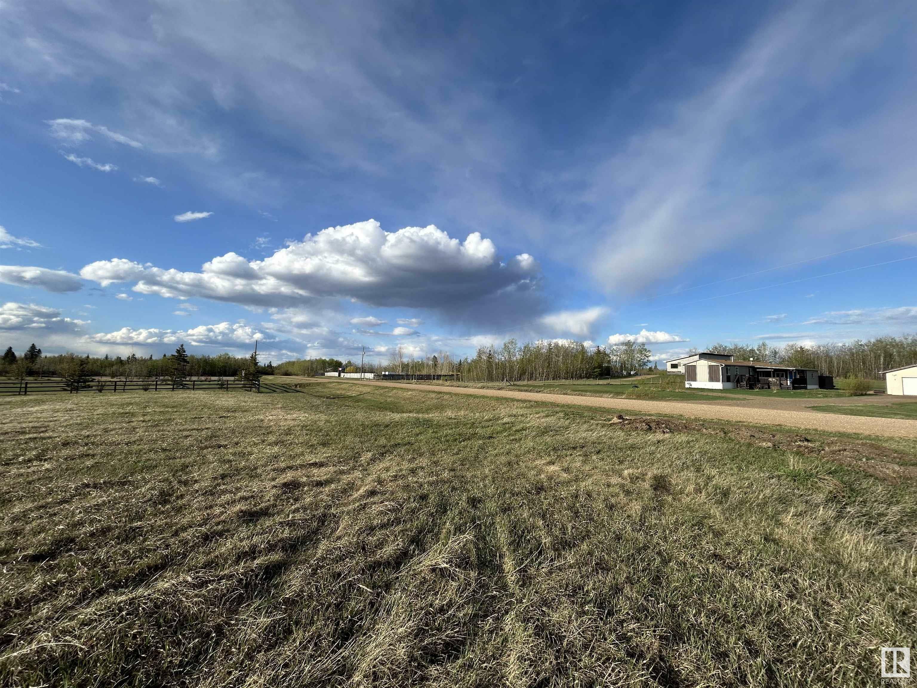 Property Photo:  #10, 23422 Twp Rd 582  AB T0G 1L2 