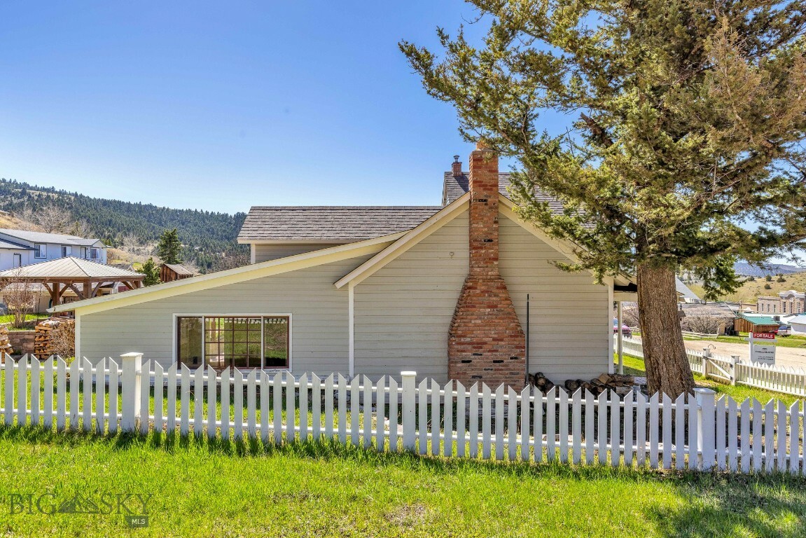 Property Photo: 104 W Idaho MT 59755