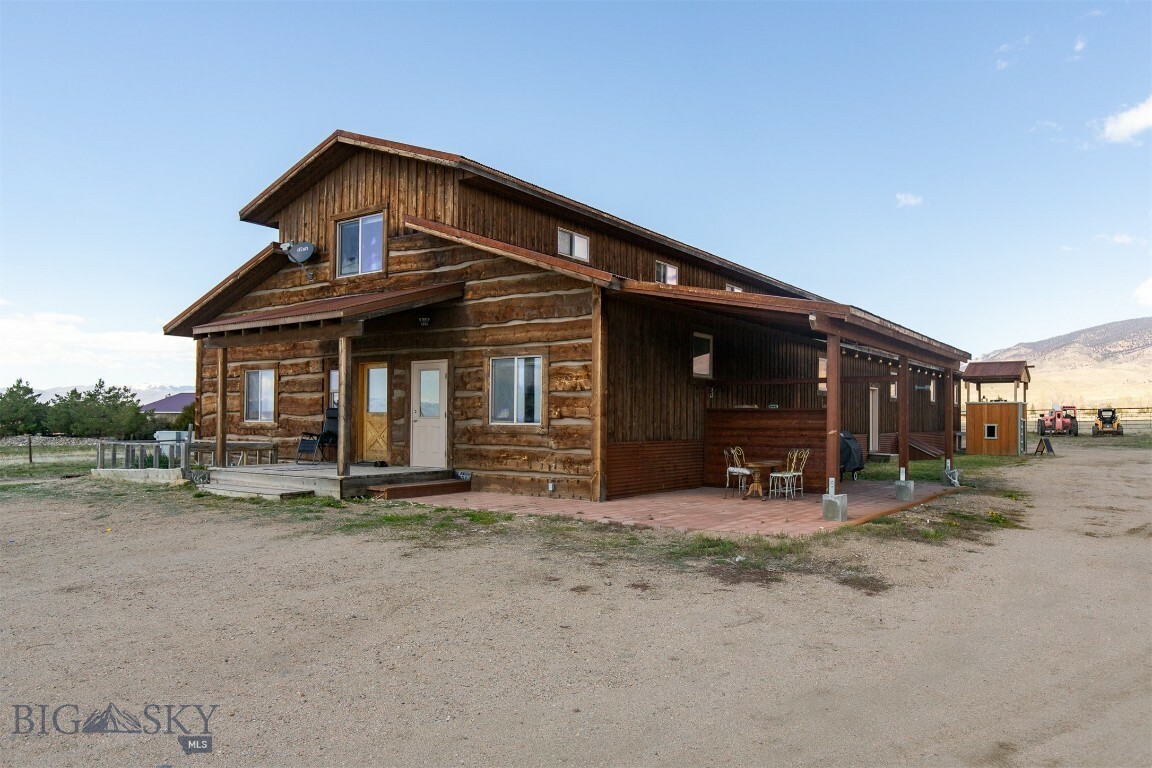 Property Photo: 2 Dayspring Road W MT 59749