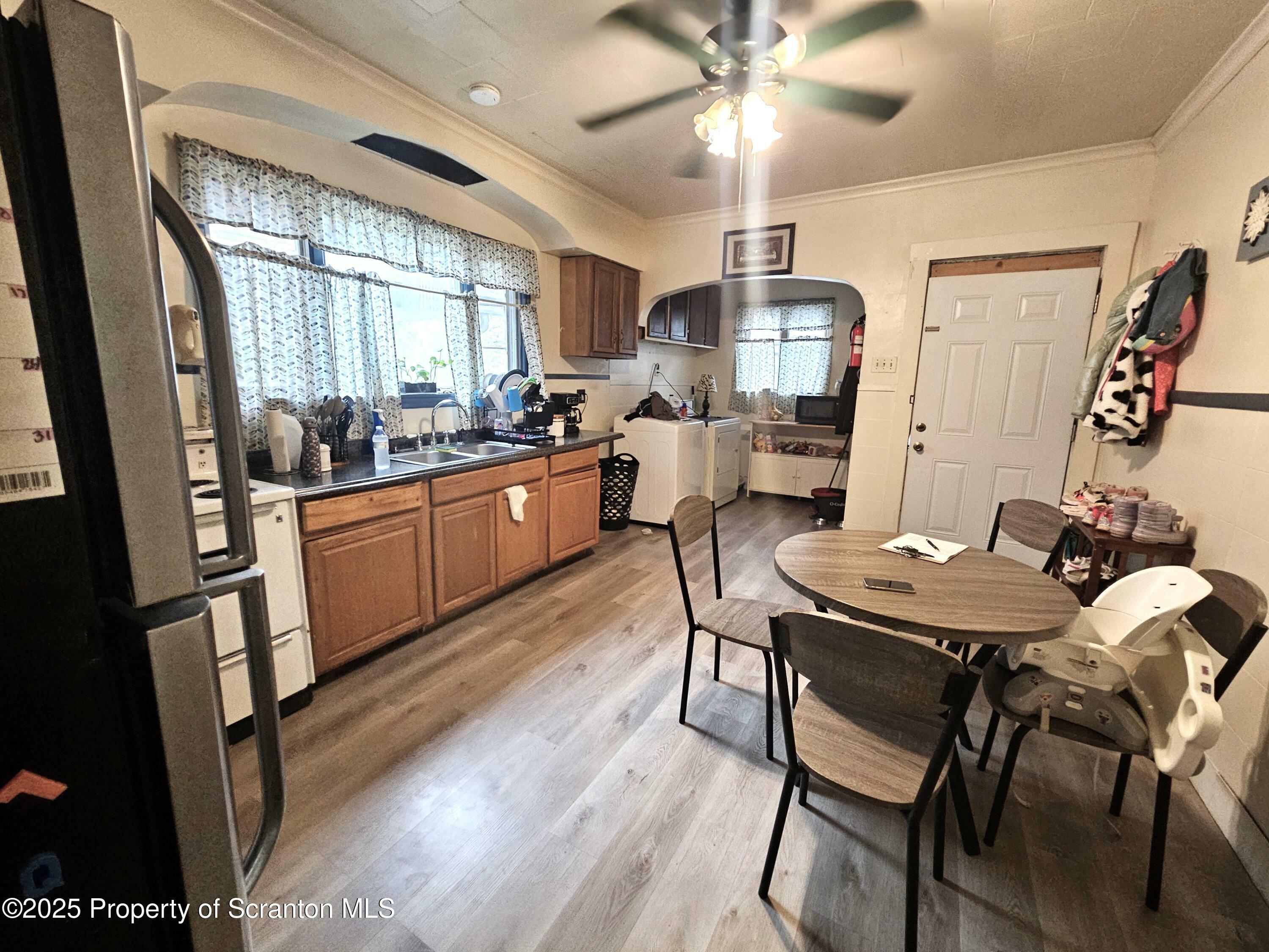 Property Photo: 400 W Market Street PA 18508