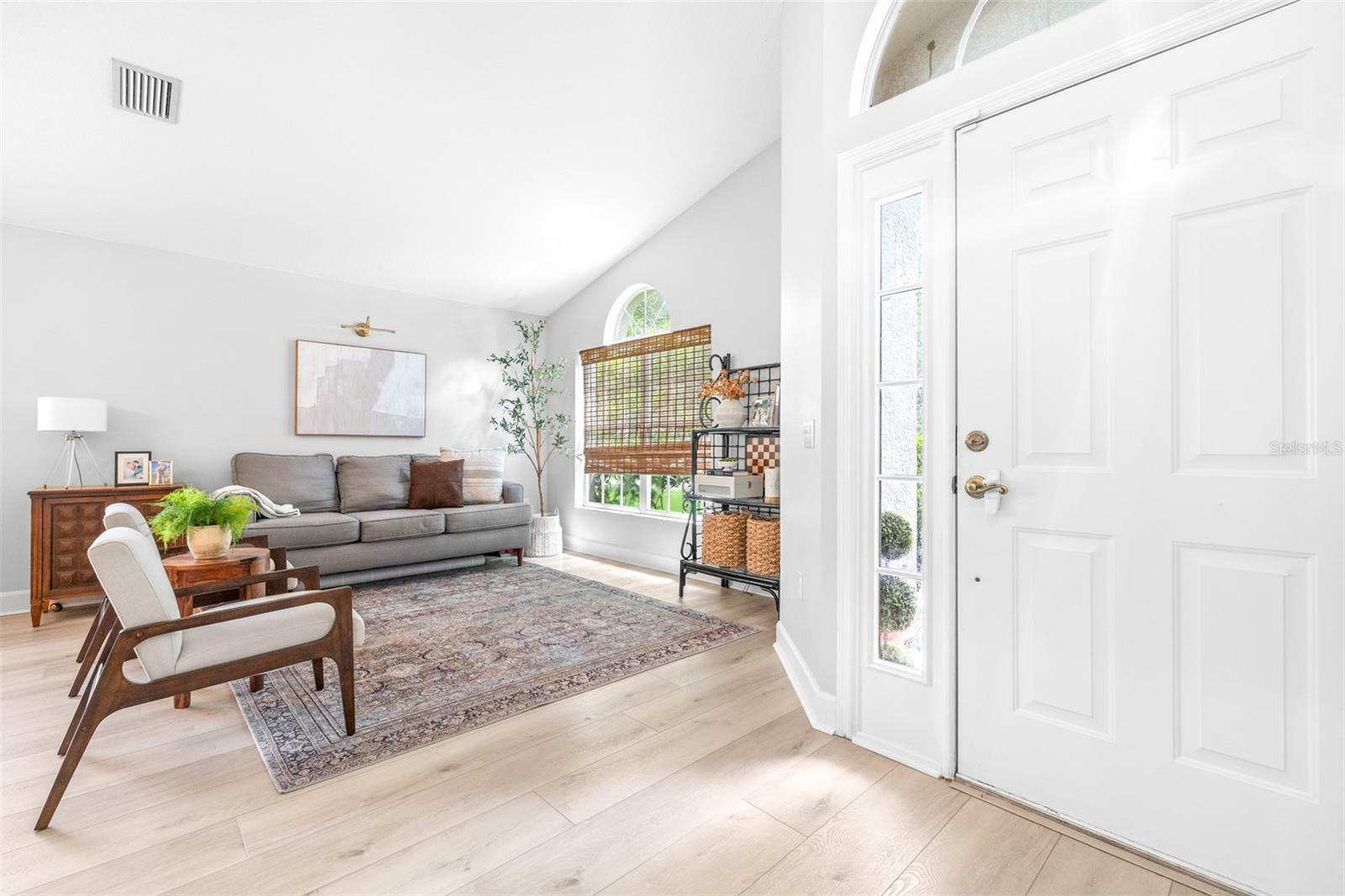 Property Photo: 10357 Lightner Bridge Drive FL 33626