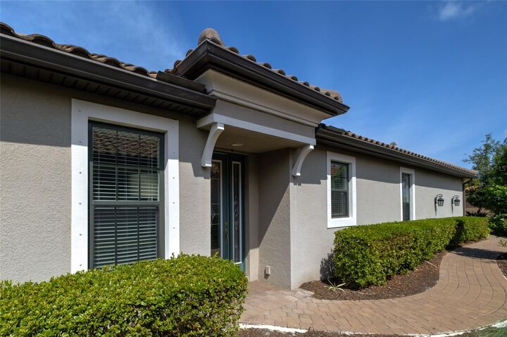 Property Photo:  5301 Bartolomeo Street  FL 34238 