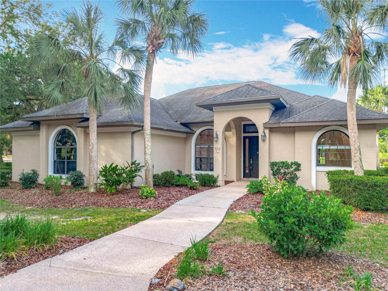 Property Photo: 502 Canopy Lane FL 32159