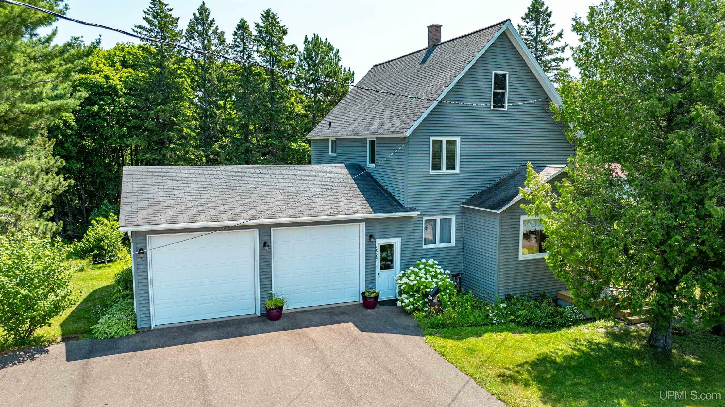 Property Photo:  58686 Railroad Street  MI 49913 