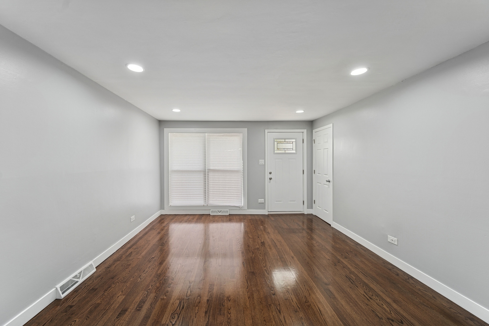 Property Photo: 9401 S Sangamon Street IL 60620
