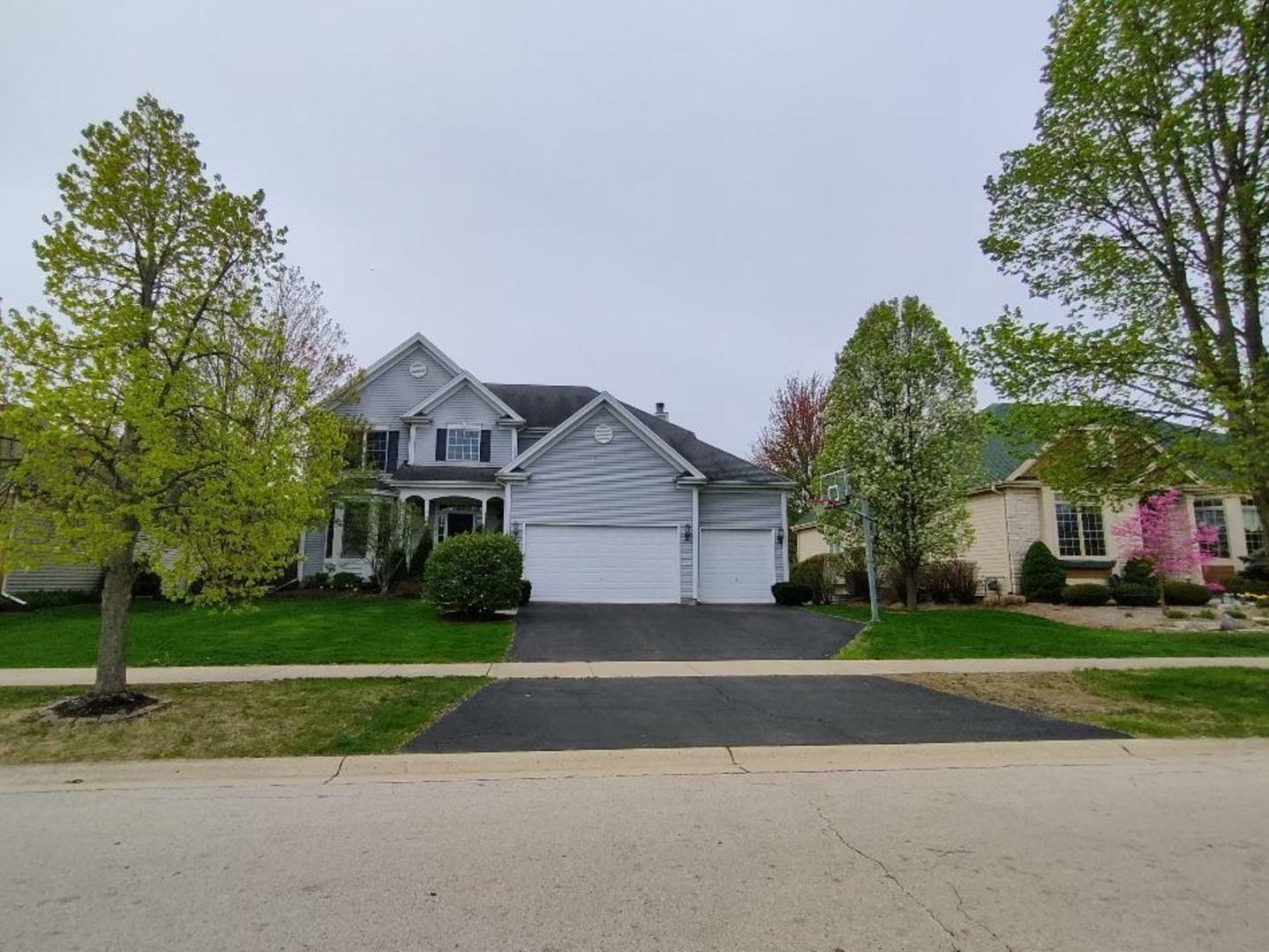 Property Photo: 1155 Lance Avenue IL 60119