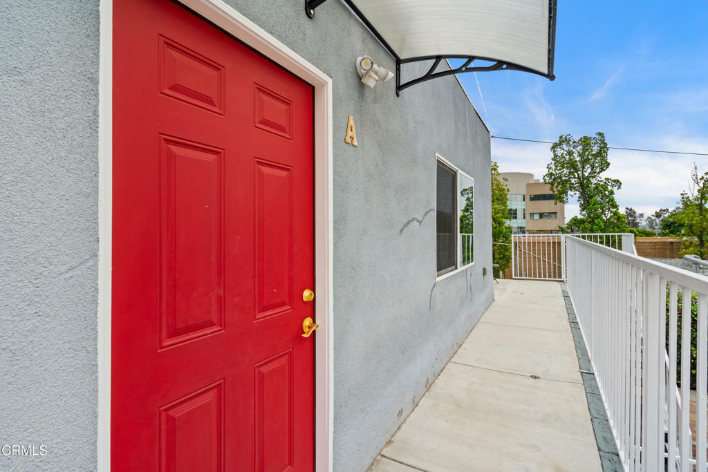 Property Photo:  416 Sinclair Avenue A  CA 91206 