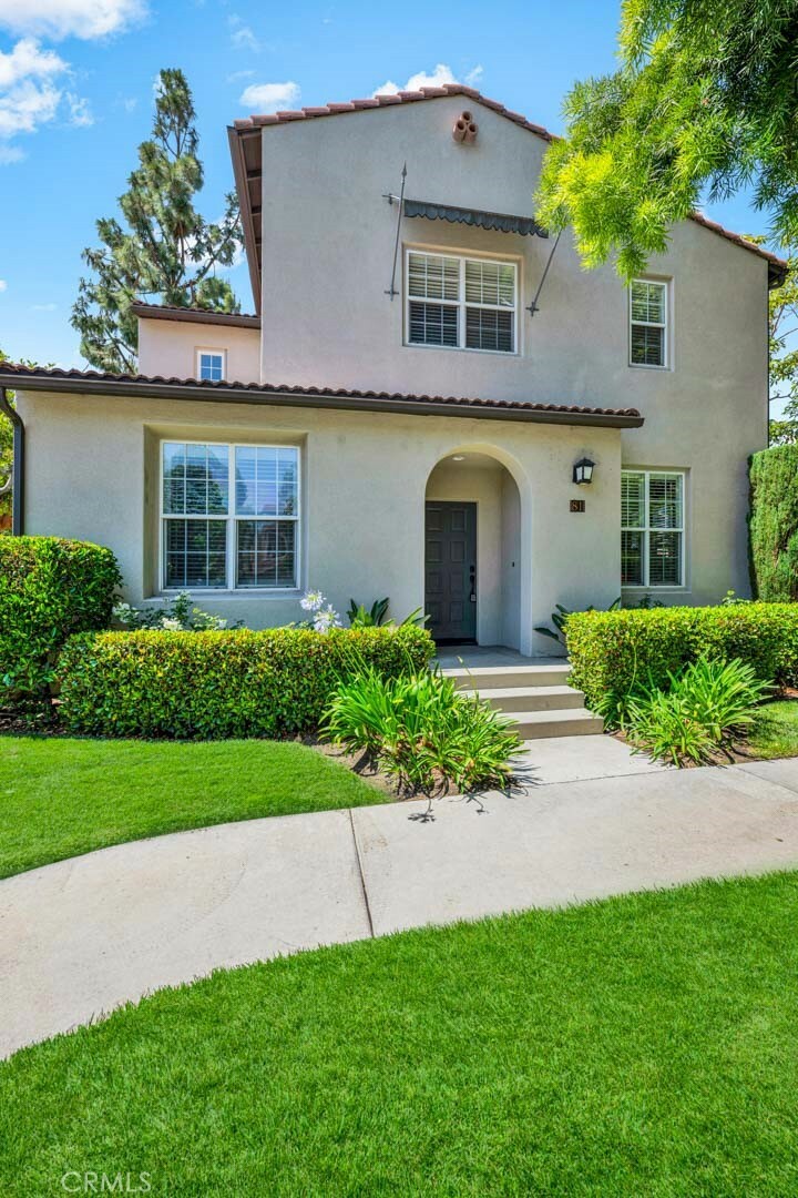 Property Photo: 81 Waterman CA 92602