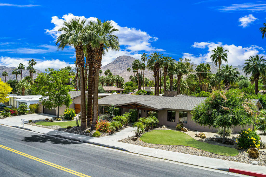 Property Photo: 74619 Fairway Drive CA 92260