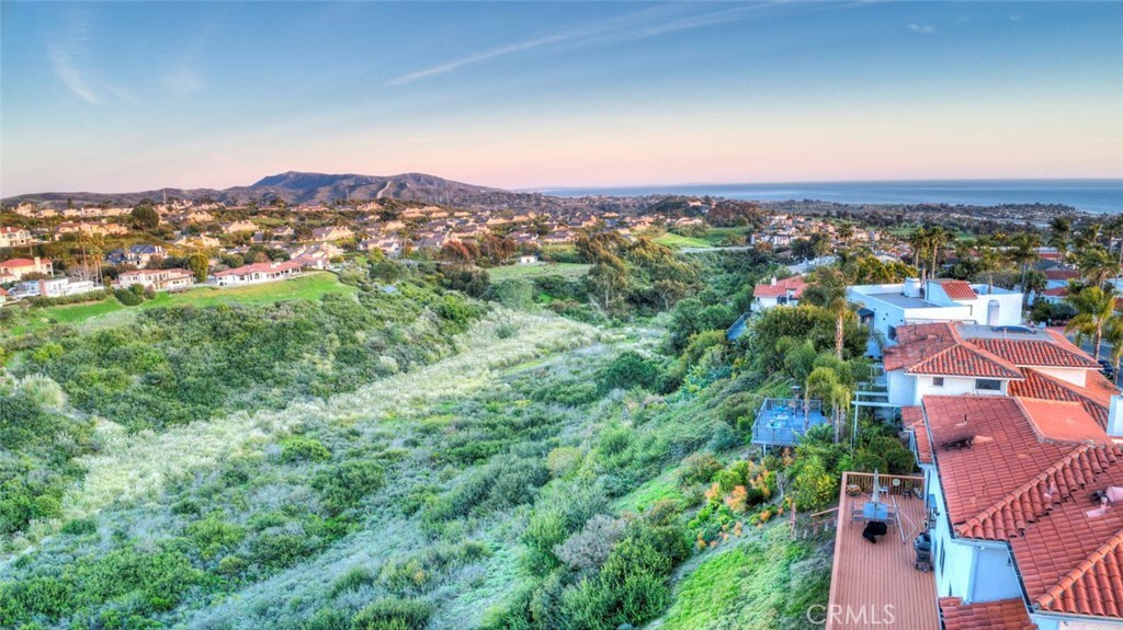 Property Photo: 1703 Avenida Salvador CA 92672