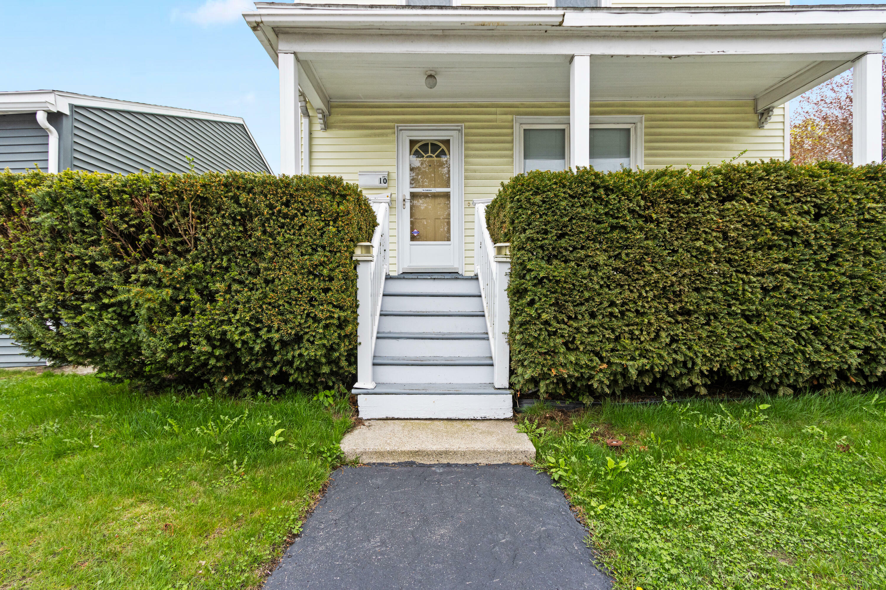 Property Photo: 10 Galvin Street ME 04103