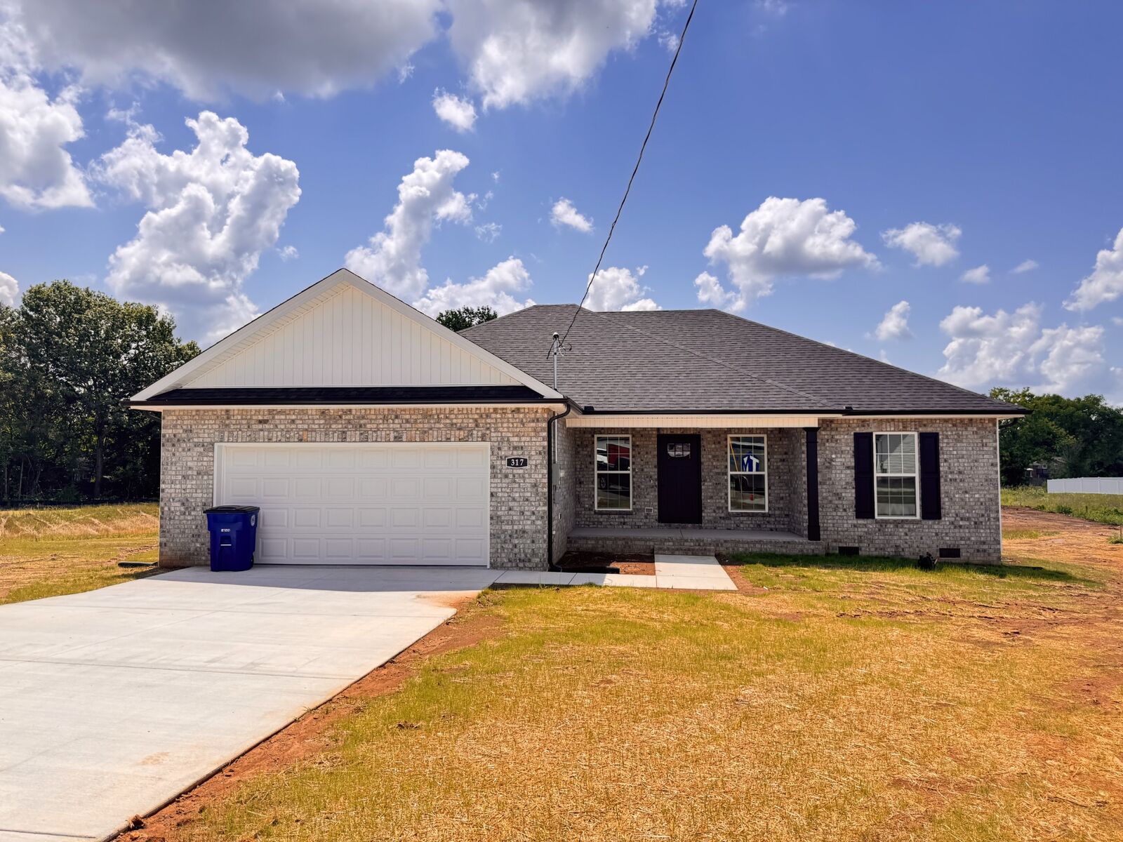 Property Photo:  317 Lee Ln  TN 37160 