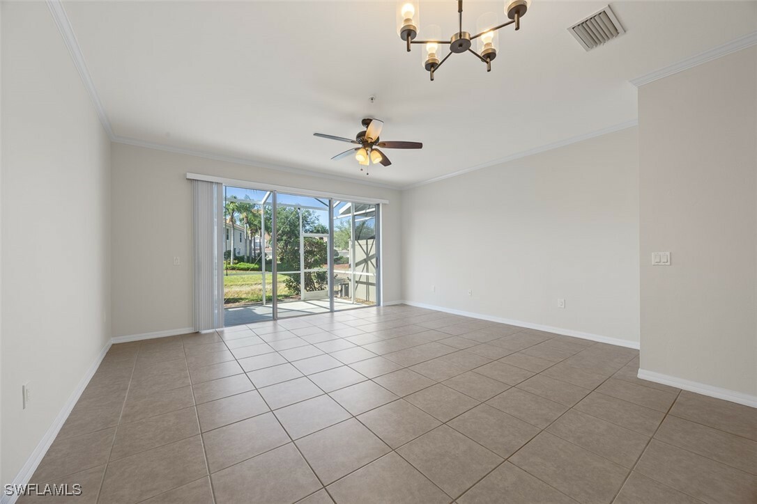 Property Photo: 1260 Oxford Lane FL 34105