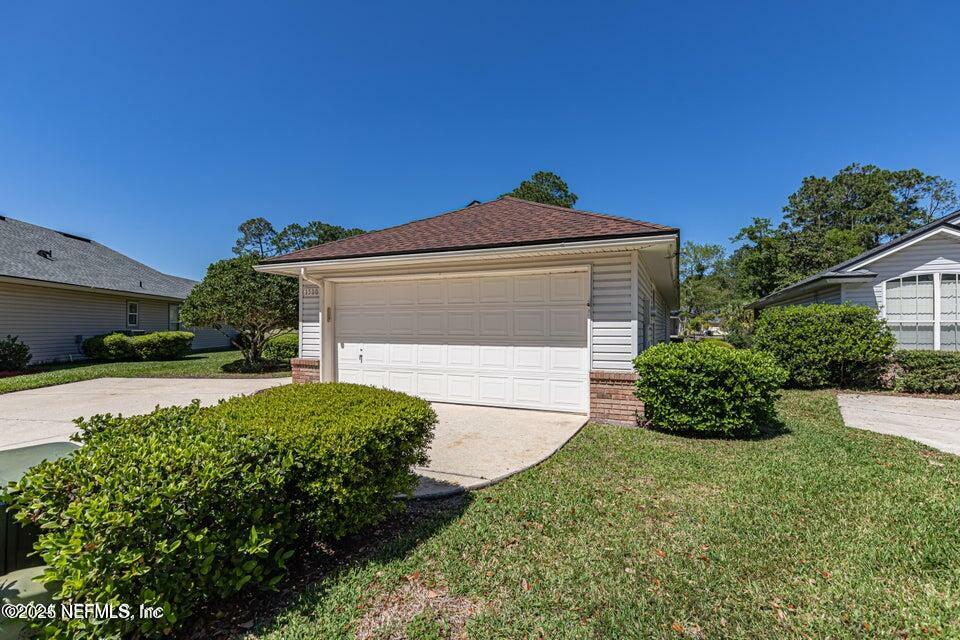 Property Photo: 1500 Linkside Drive FL 32003