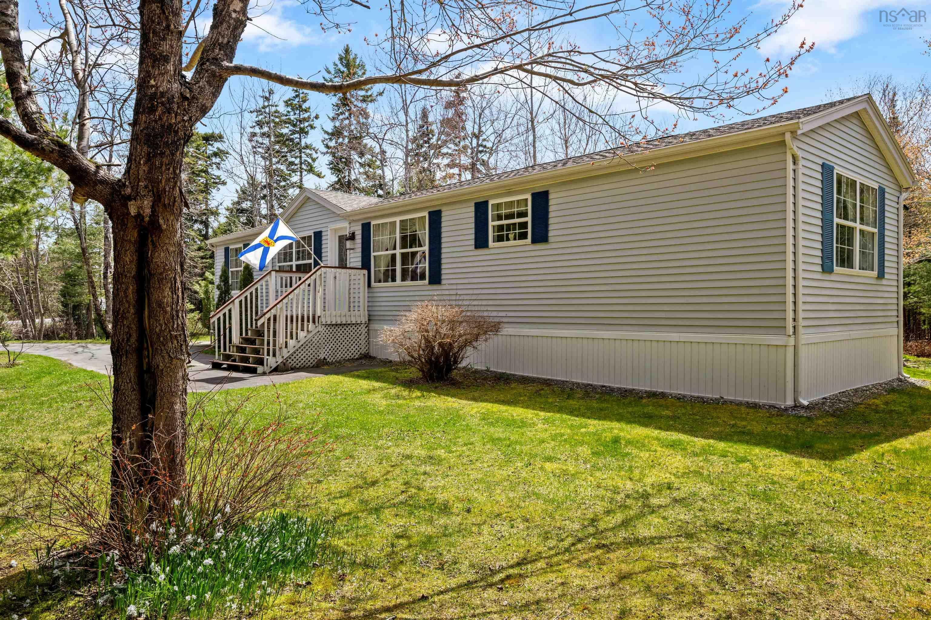 Property Photo: 308 Myra Road NS B3E 1G2
