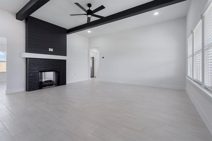 Property Photo:  2607 Penny Street  AR 72761 