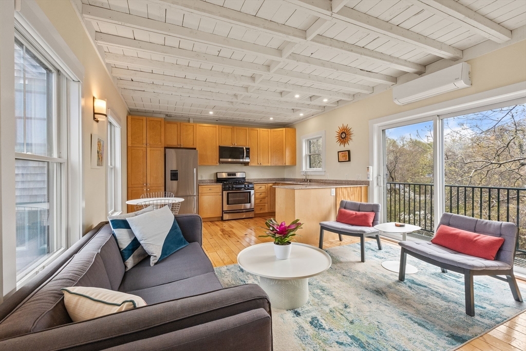 Property Photo: 8 Meadow Rd 4 MA 02657