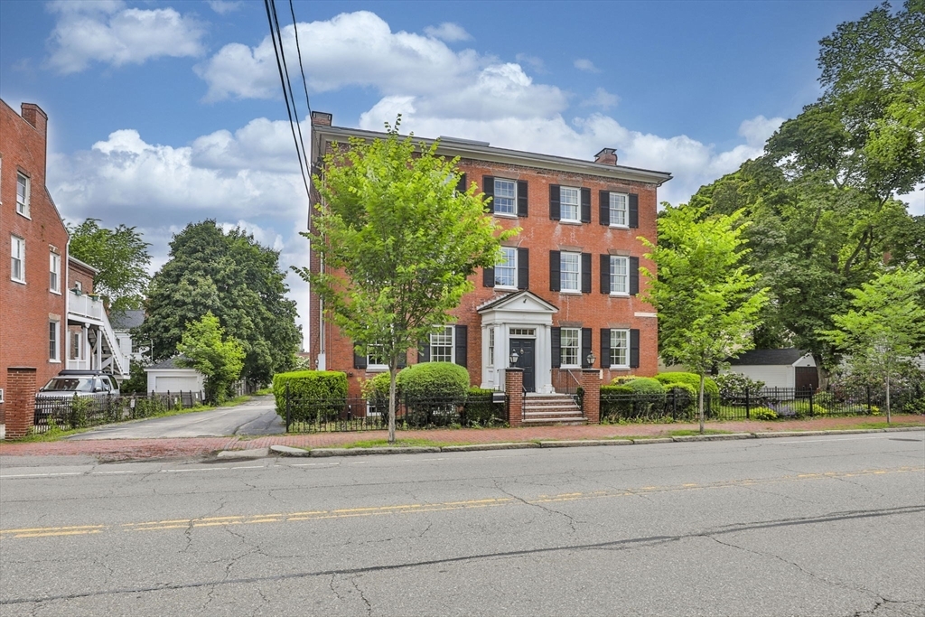 Property Photo: 124 High Street 2 MA 01950