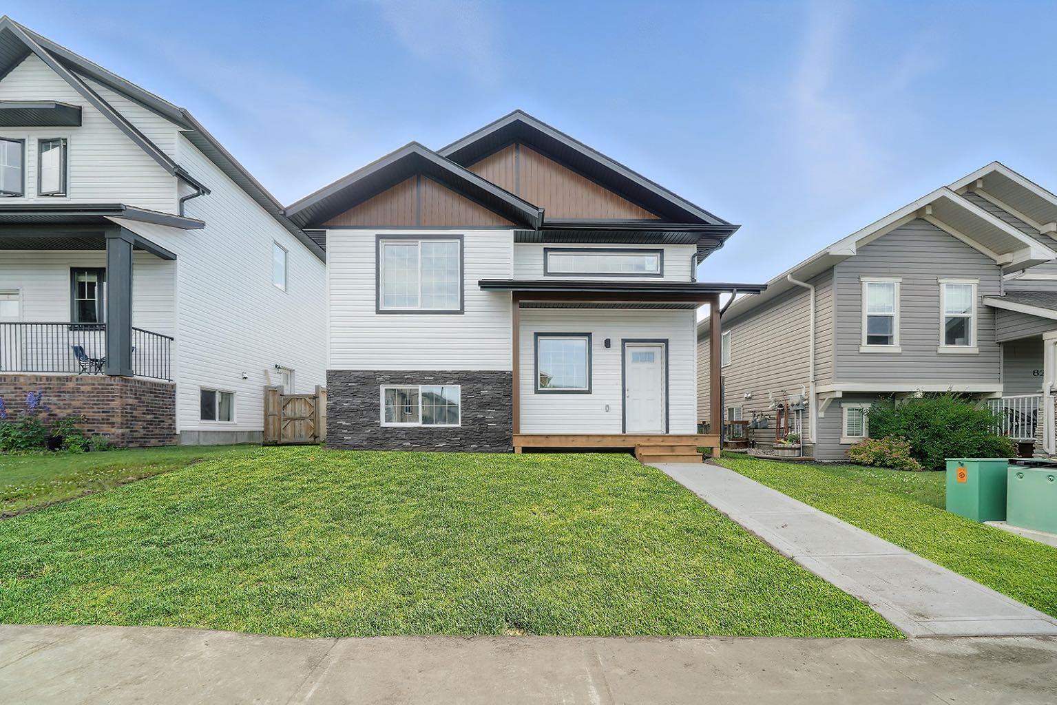 Property Photo: 84 Reynolds Road AB T4S 0L8