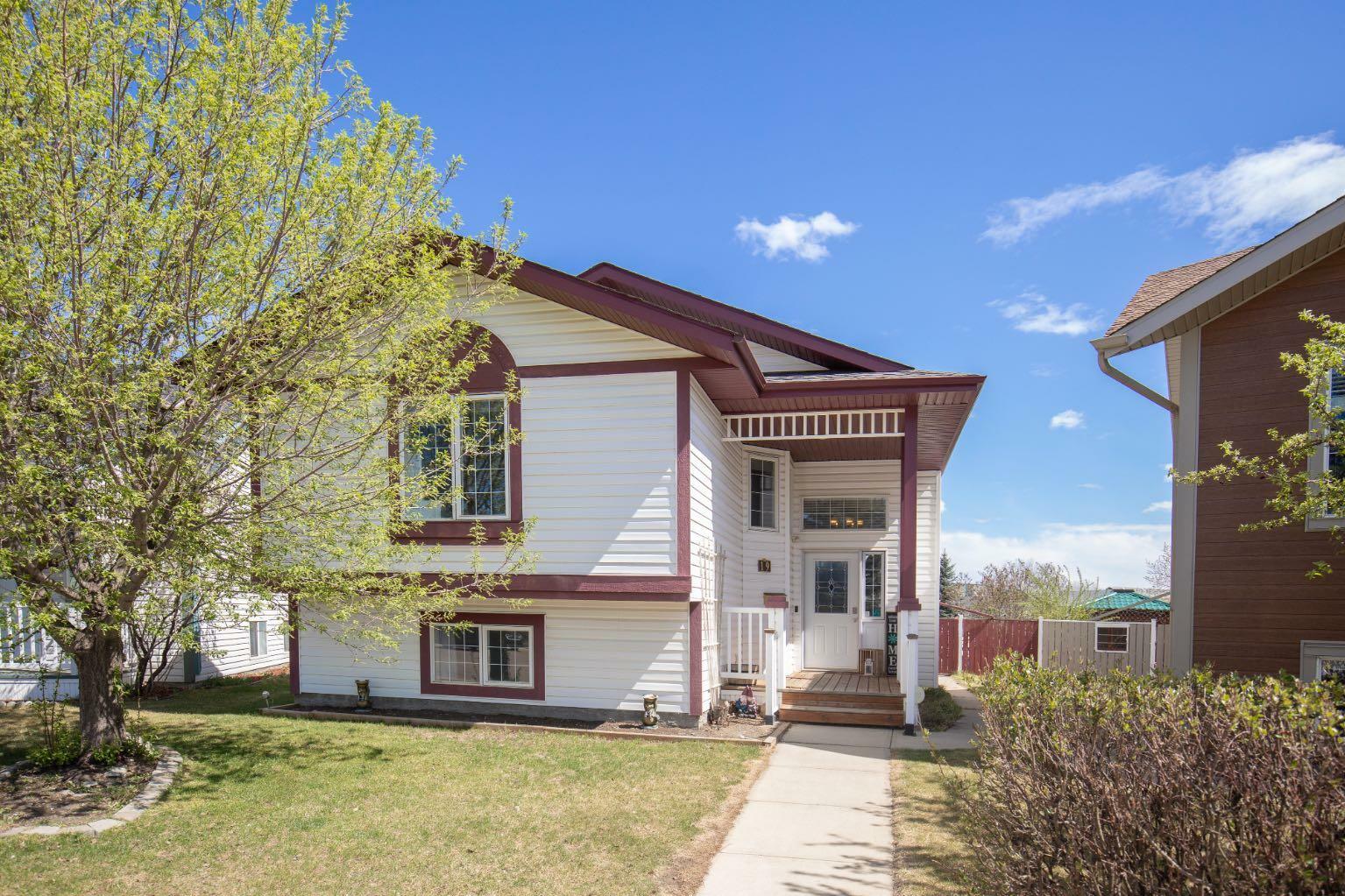 19 Kerr Close  Red Deer AB T4P 3V6 photo