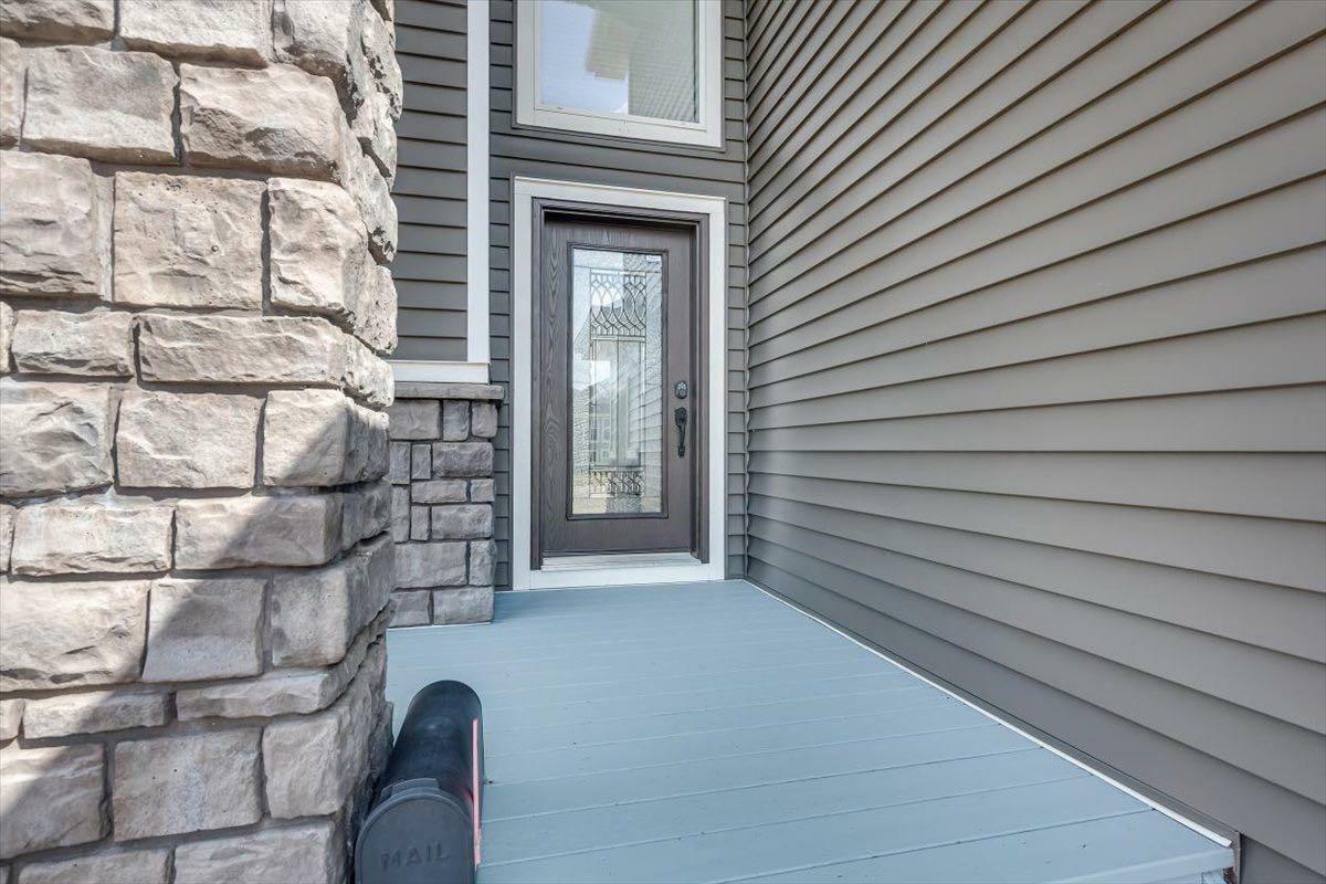 Property Photo: 7021 Cobb Street AB T4L 0C1