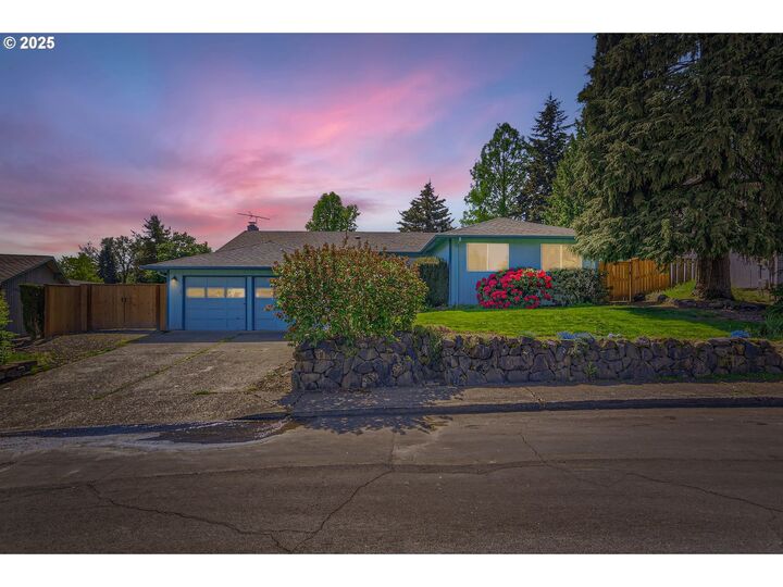 13230 SW Hill Ct  Portland OR 97223 photo