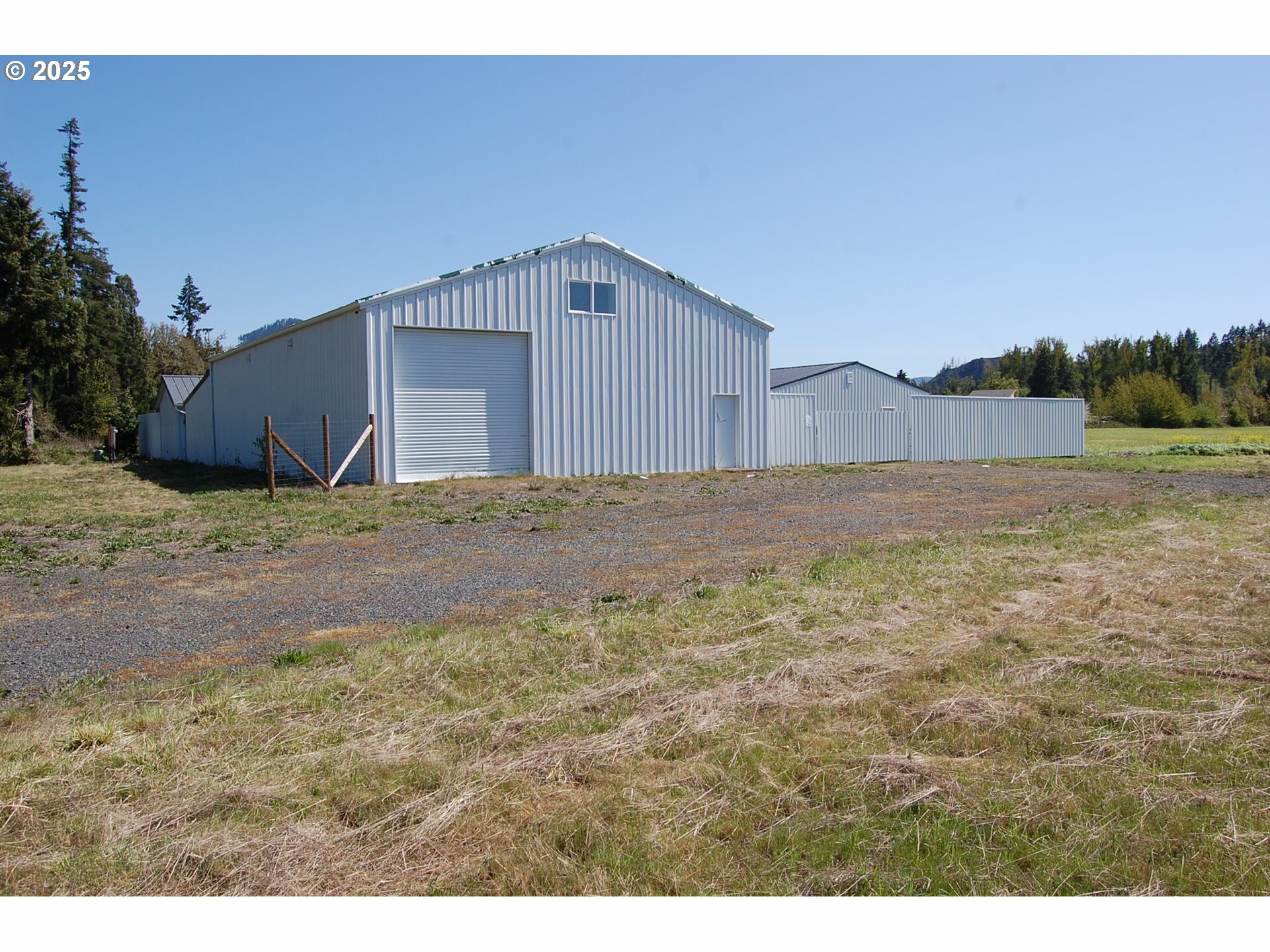 Property Photo:  38710 Highway 58  OR 97431 