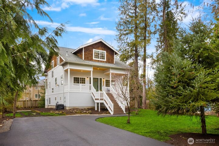 12207  156th Avenue SE  Renton WA 98059 photo