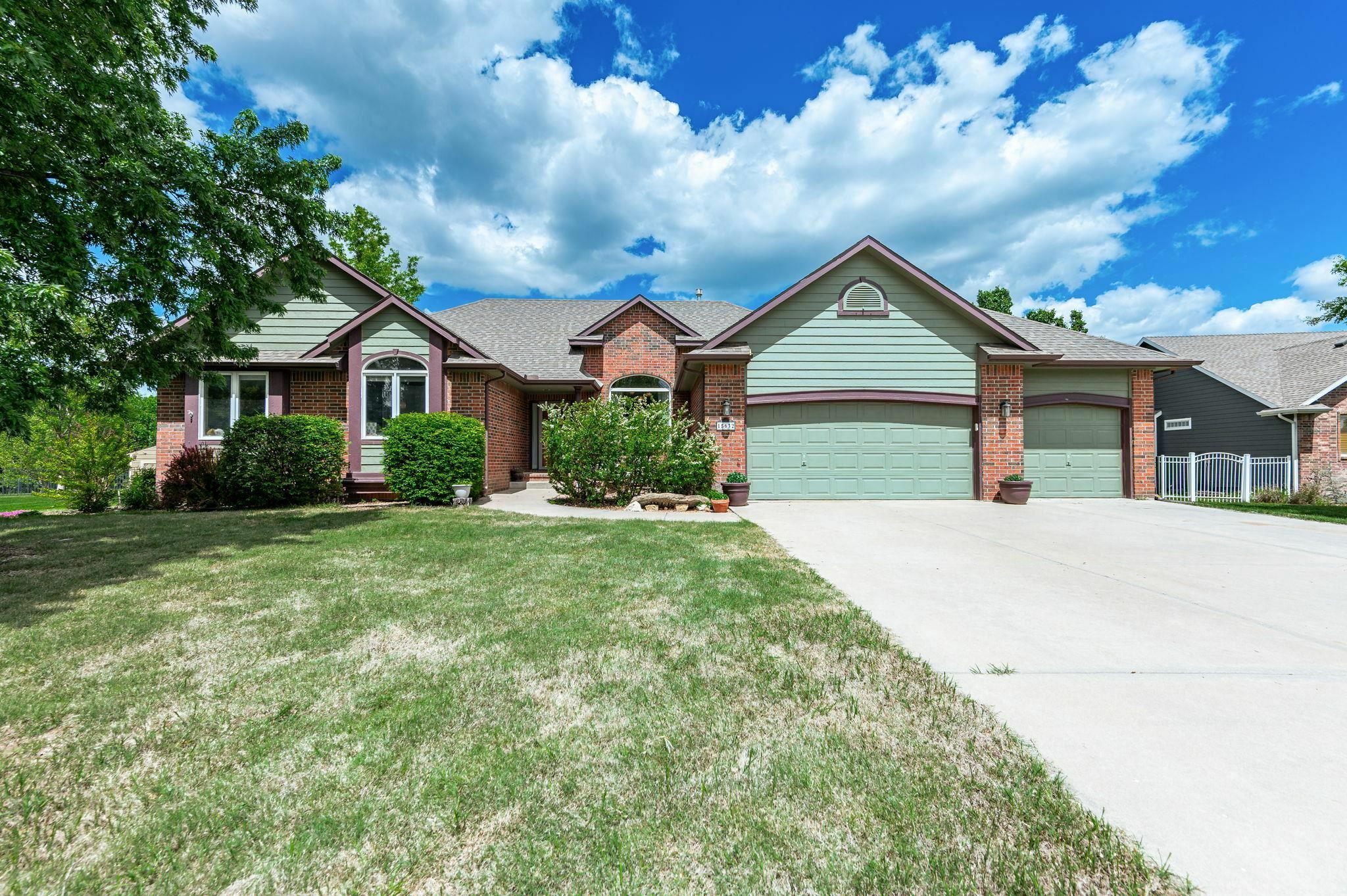 15632 W Hendryx Ct  Goddard KS 67052 photo