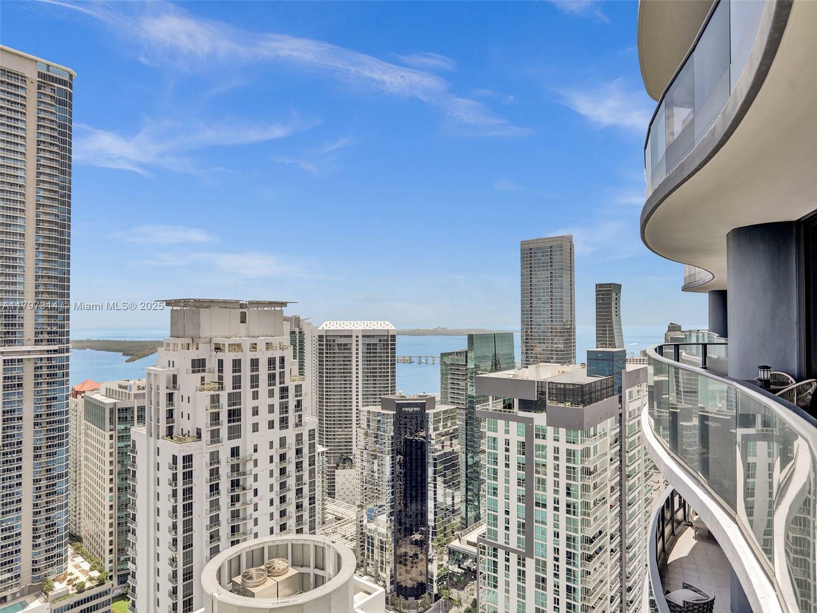 Property Photo: 1000 Brickell Plz Ph5103 FL 33131