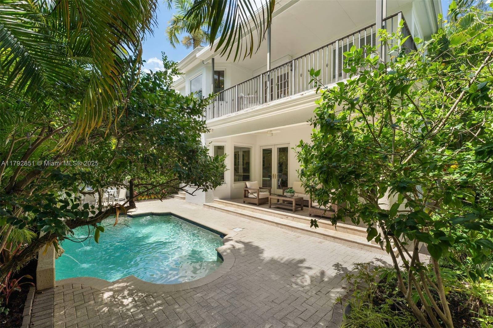 Property Photo: 7251 SW 47th Ct FL 33143