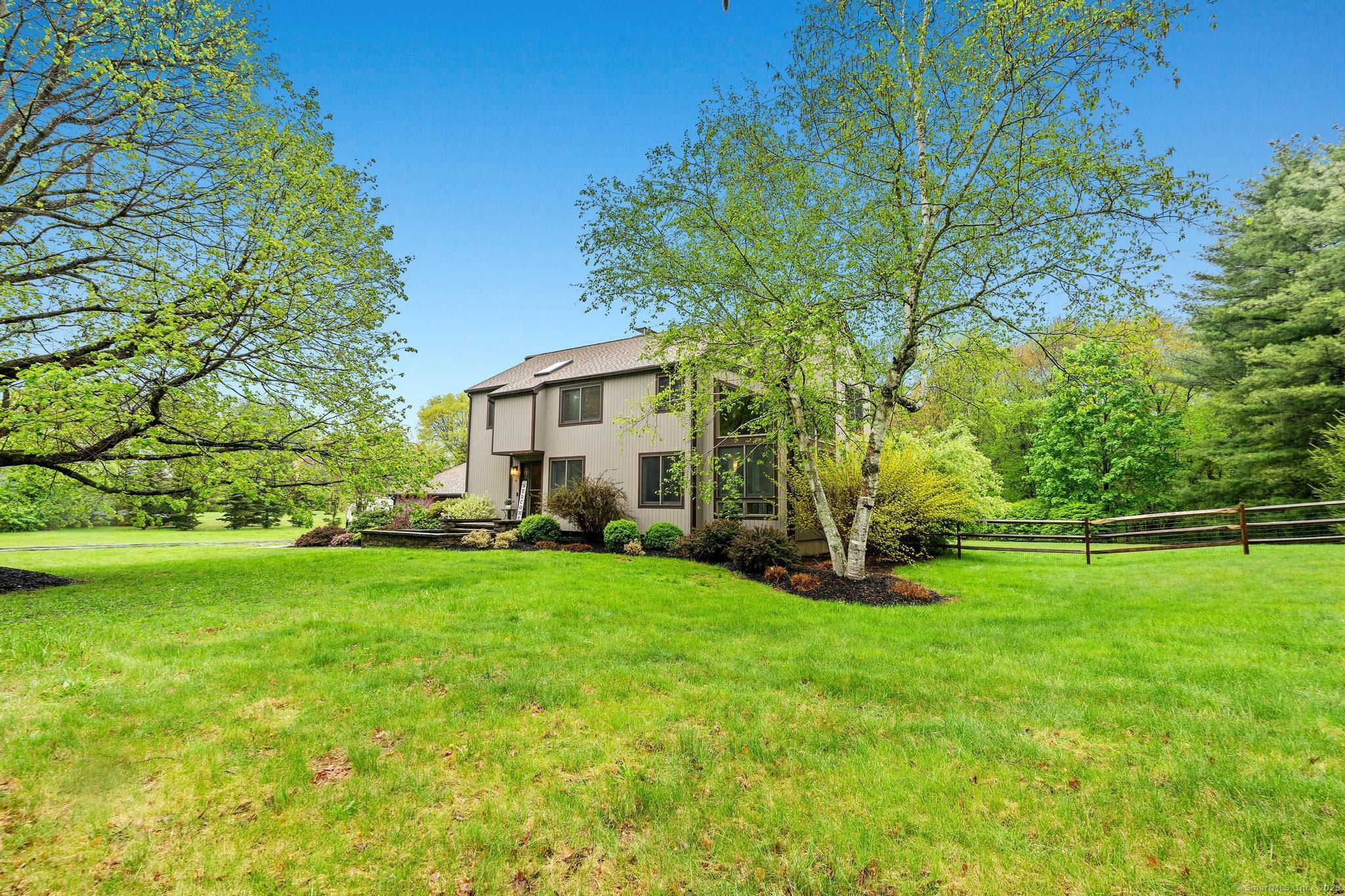 Property Photo:  4 Smokey Ridge Road  CT 06070 