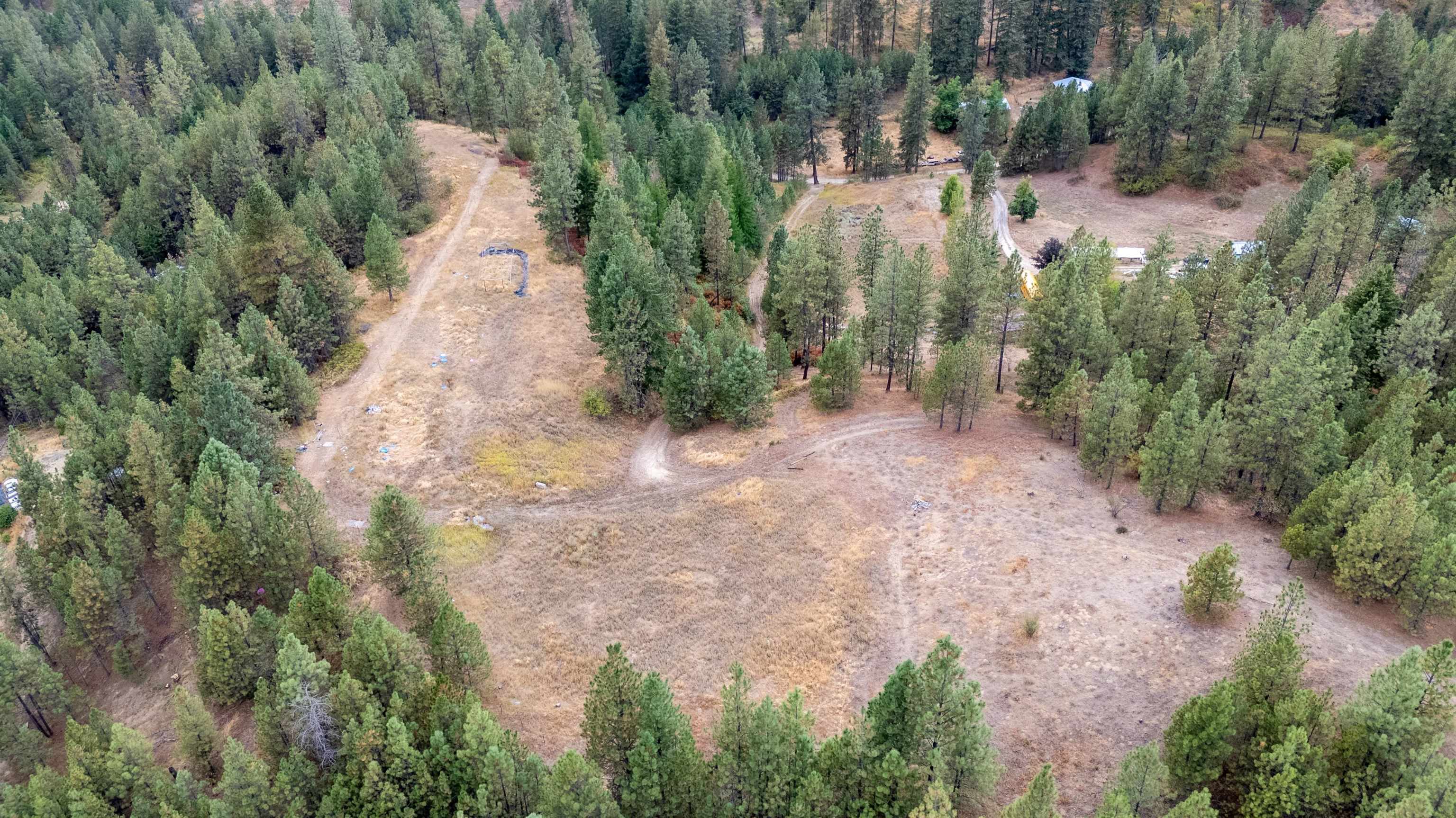 Property Photo: 5491 C Sailor Rd WA 99006