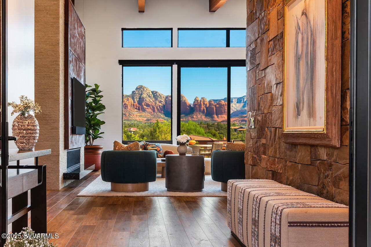 Property Photo: 2945 Red Hawk Lane AZ 86336