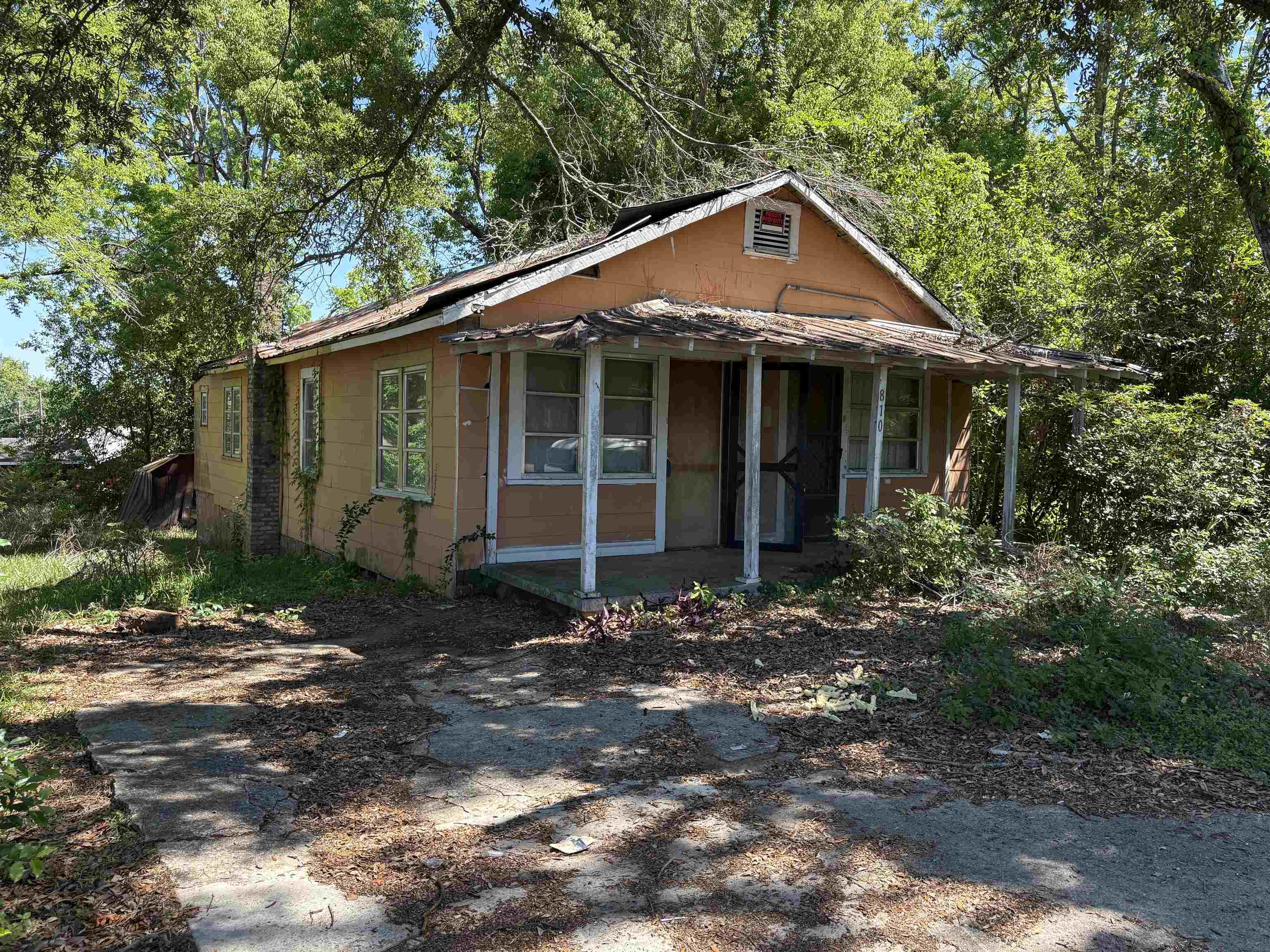 Property Photo: 810 Taylor Street 1&Amp2 FL 32310