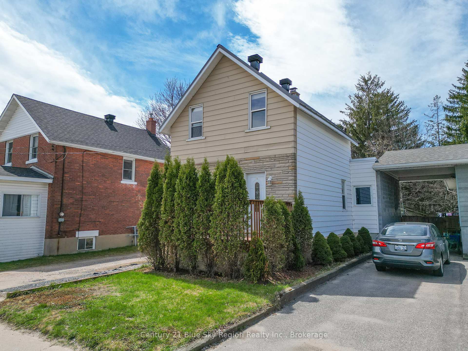Photo de la propriété: 433 O'Brien Street ON P1B 5W2