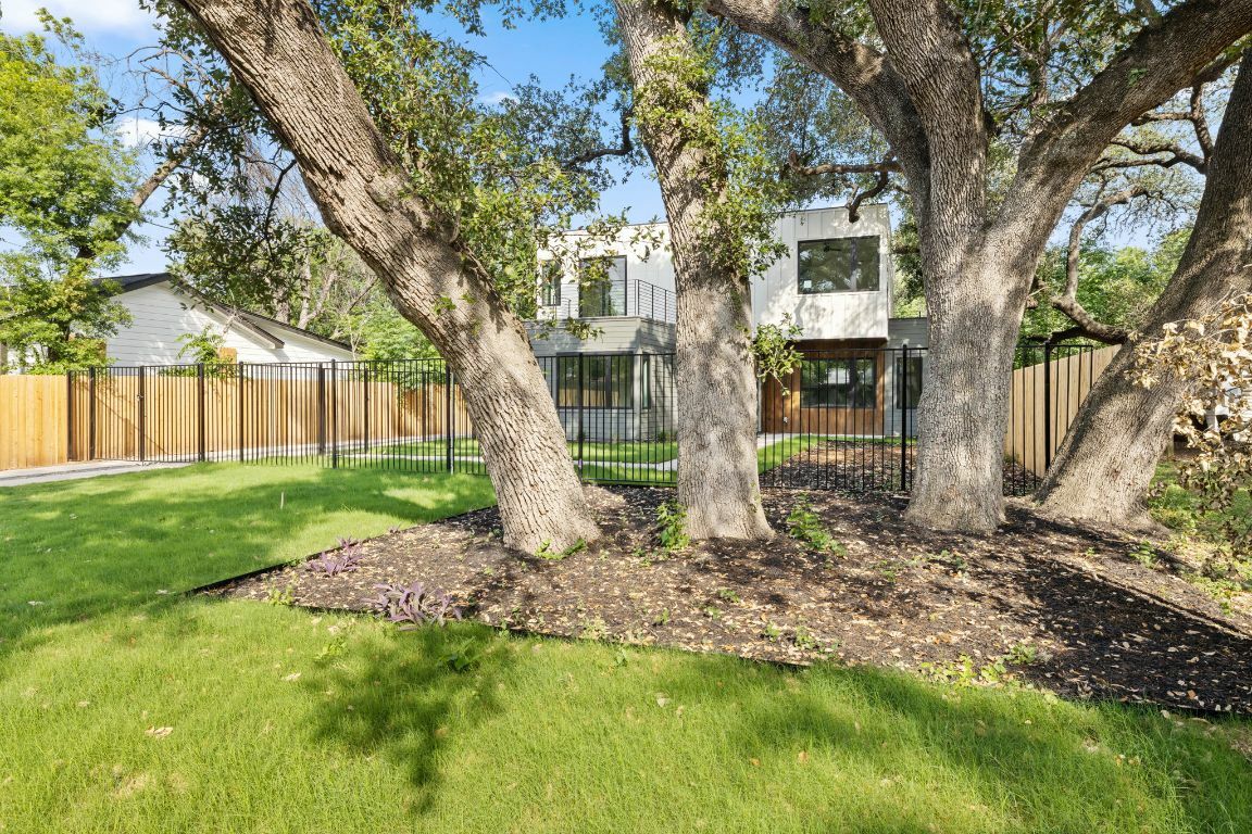 4407 Merle Drive A  Austin TX 78745 photo