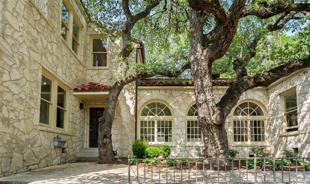 806 Rosedale Terrace  Austin TX 78704 photo
