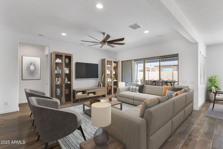 Property Photo: 2962 E Birdsong Avenue AZ 85143