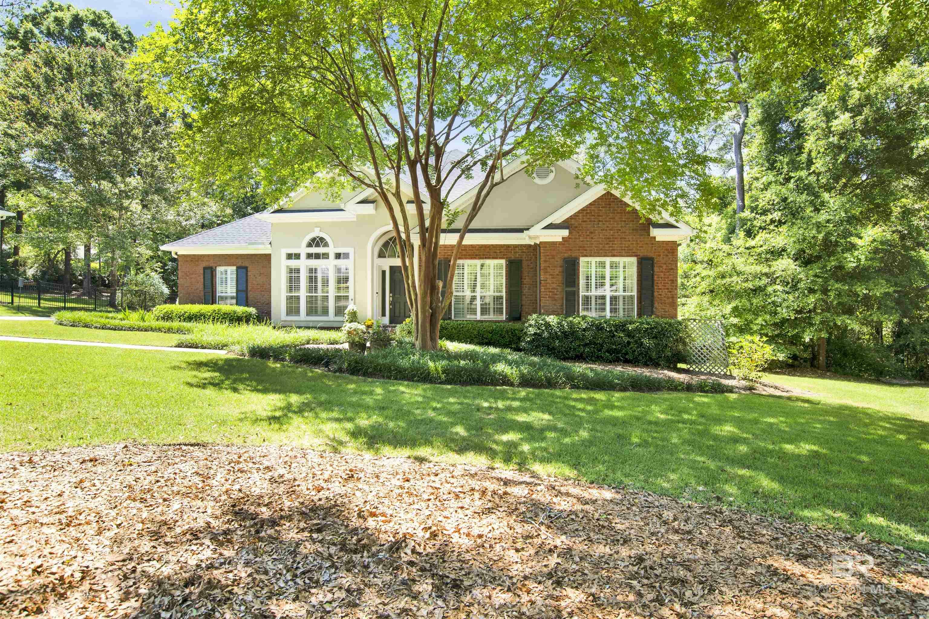 Property Photo: 8668 Ash Court AL 36527