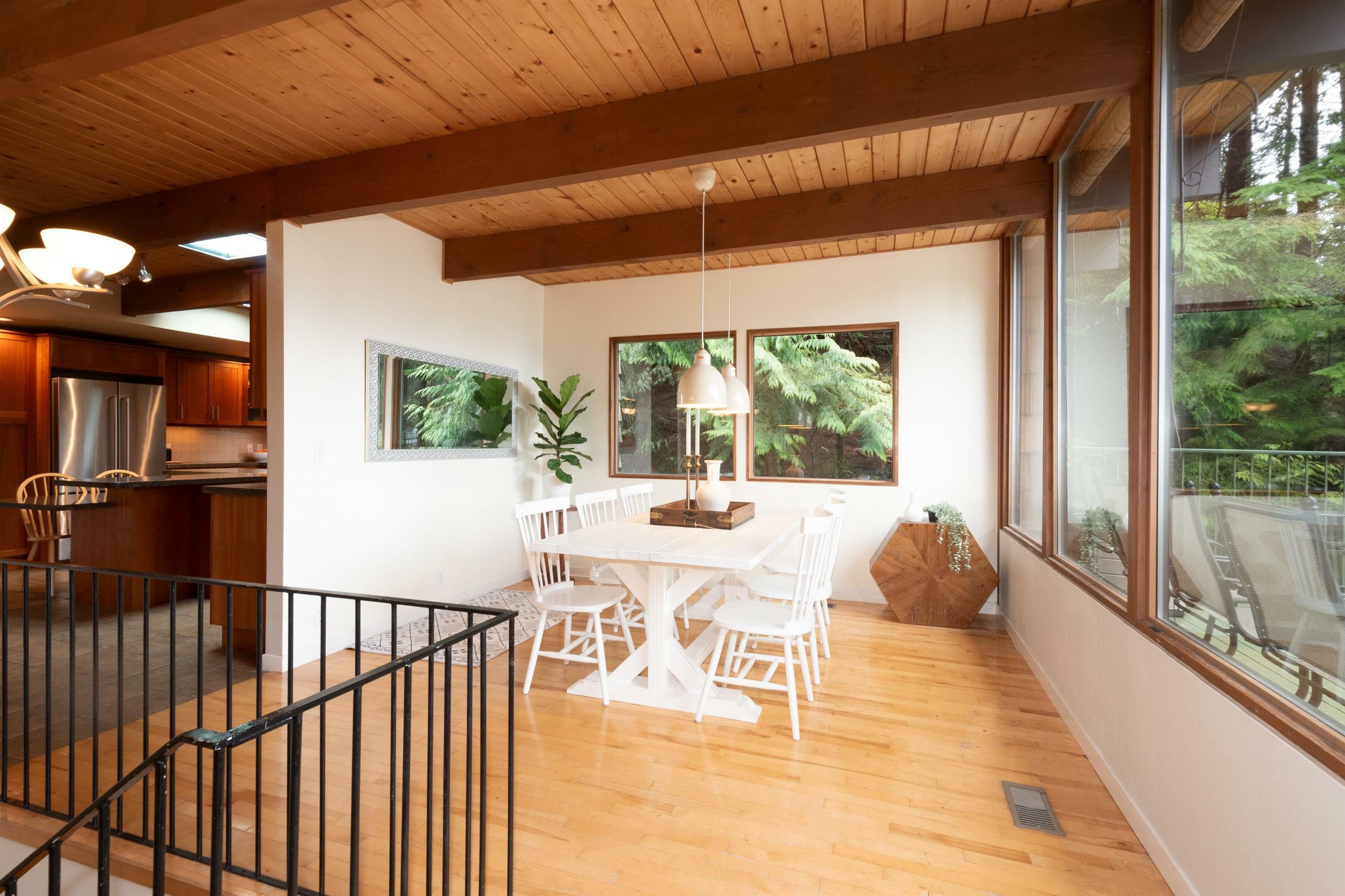 Photo de la propriété: 550 Ventura Crescent BC V7N 3G9