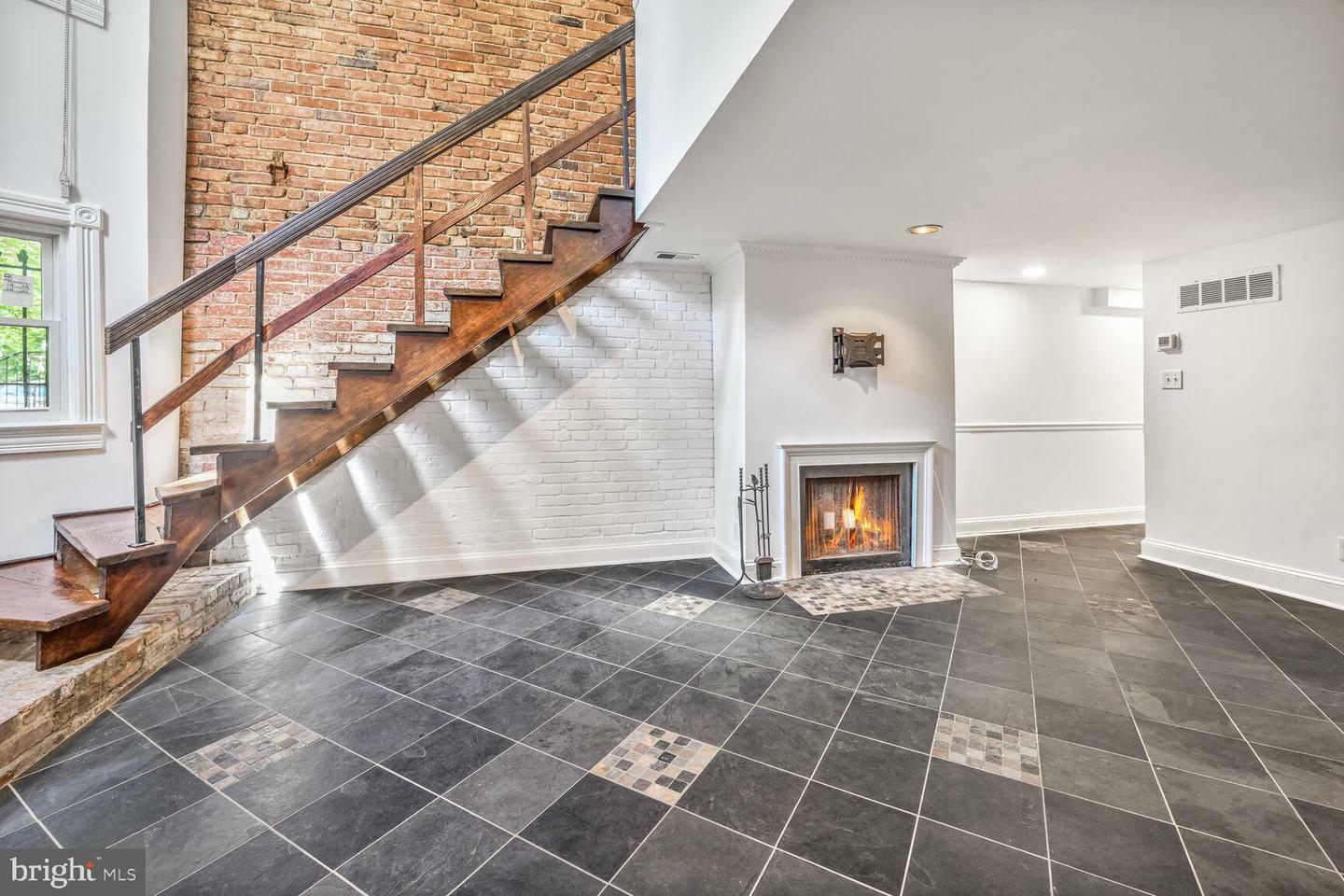 Property Photo: 1907 S Street NW A DC 20009
