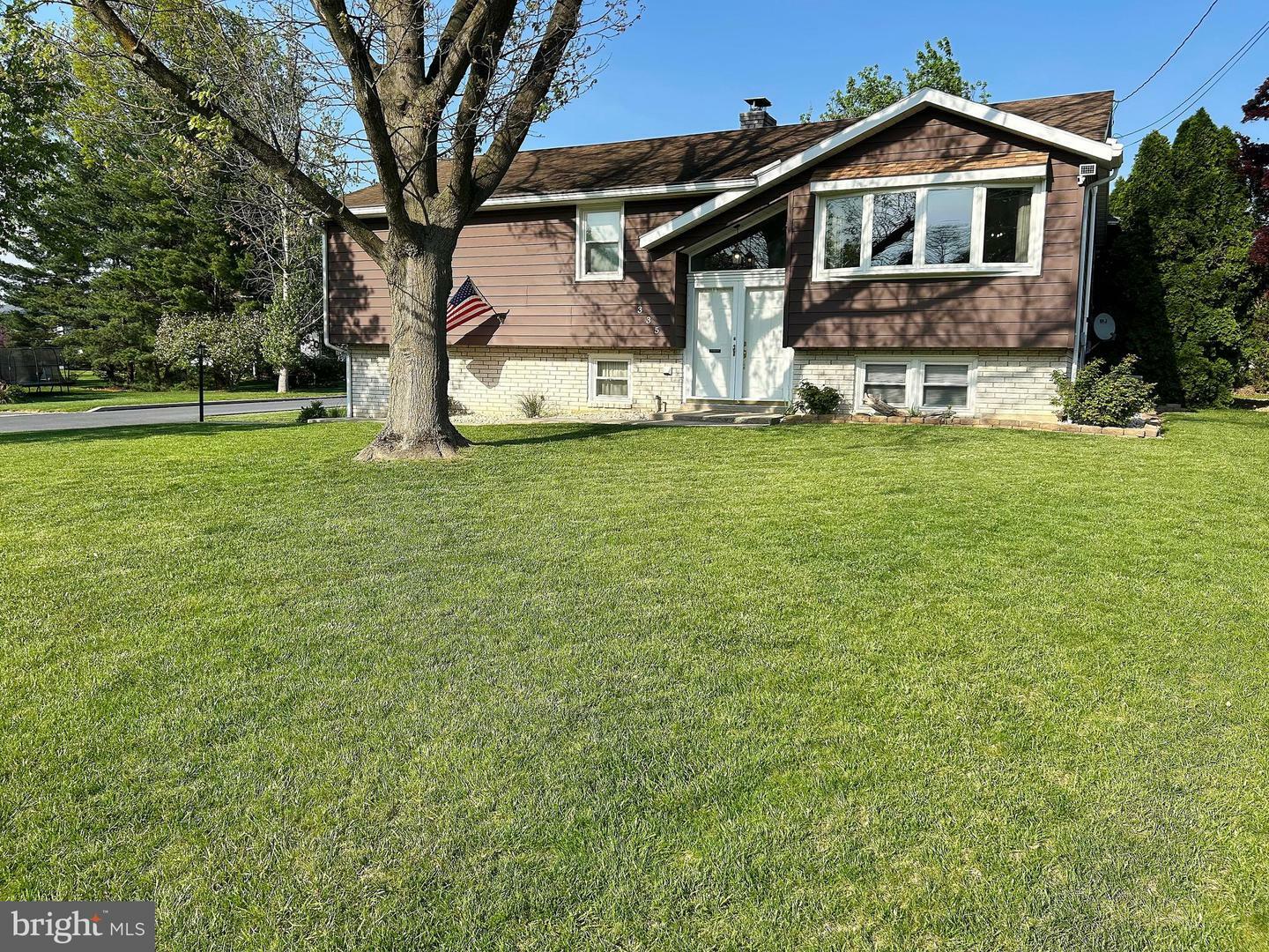 335 Nolt Avenue  Willow Street PA 17584 photo