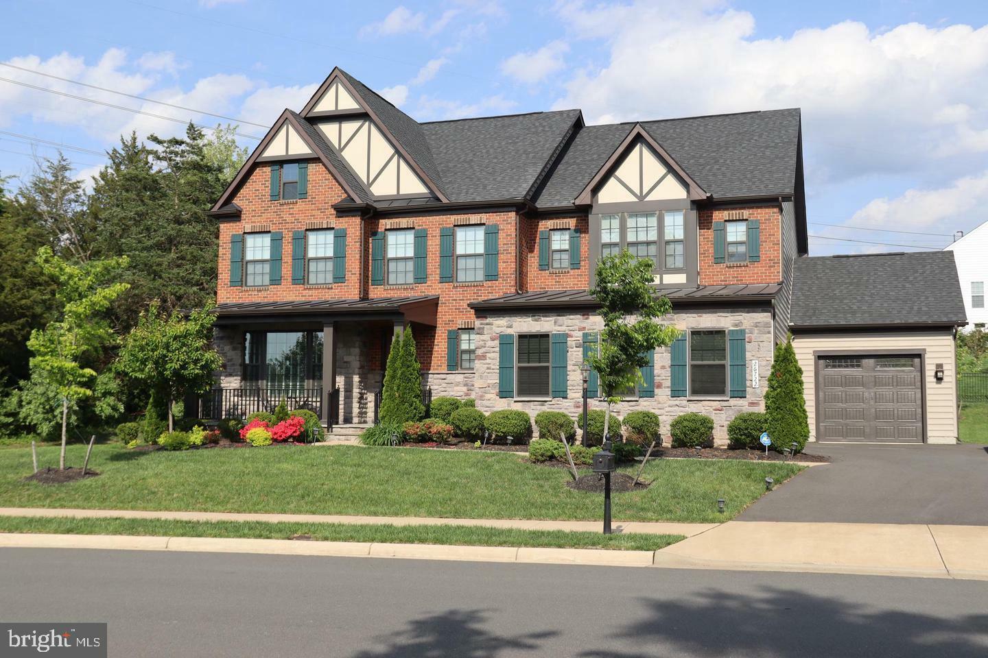 Property Photo: 26722 Marbury Estates Drive VA 20152