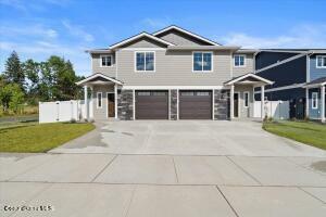Property Photo: 244 E Lobo Loop ID 83835