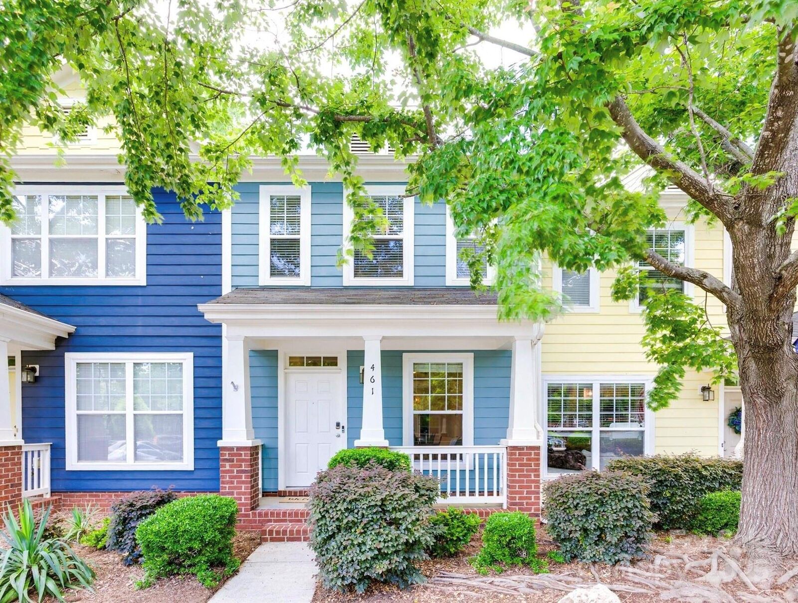 Property Photo:  461 Hurston Circle  NC 28208 