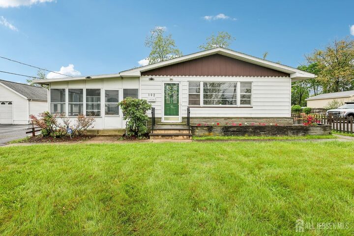 192 Lakeview Avenue  Piscataway NJ 08854 photo